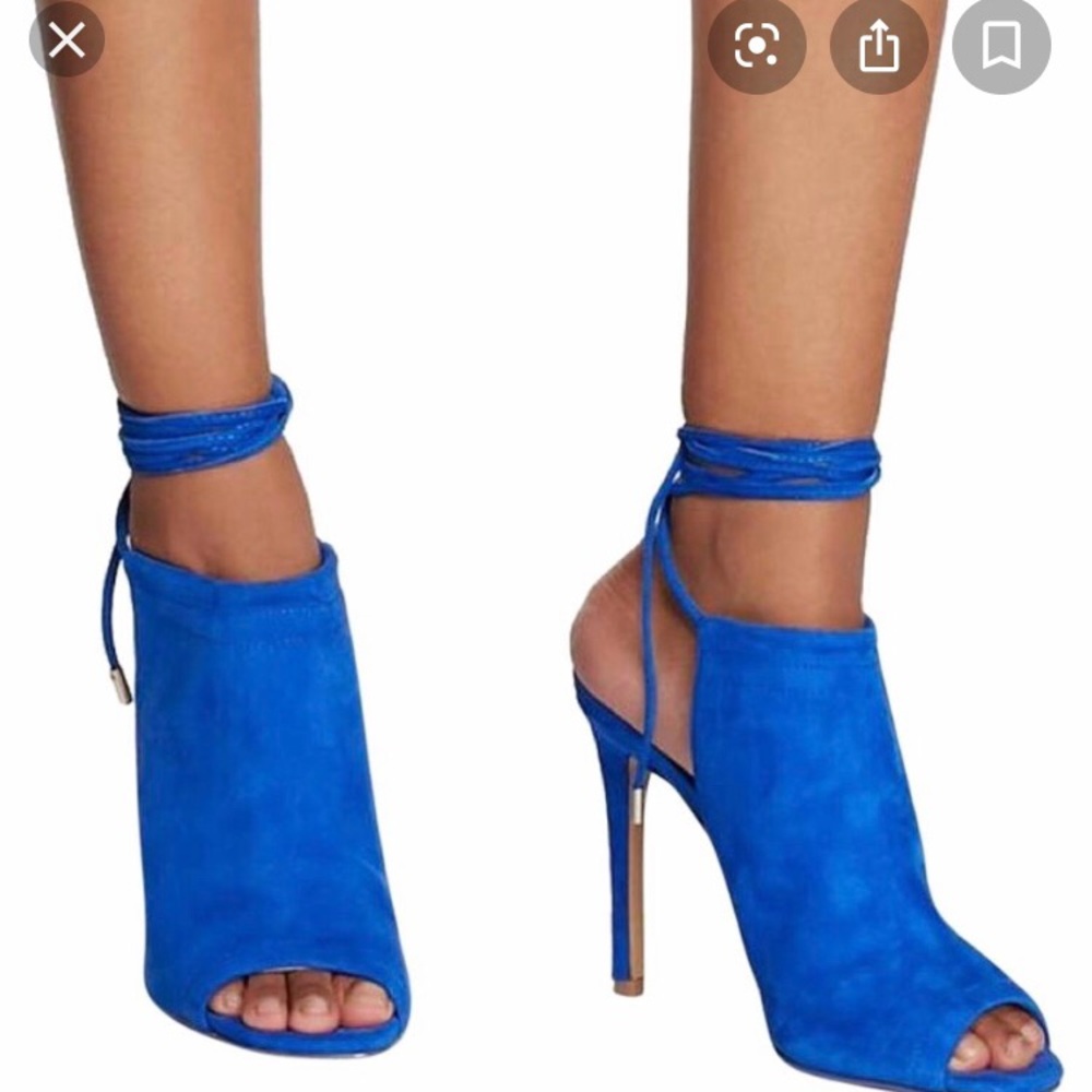 Steven Madden Blue Suede lace up heel